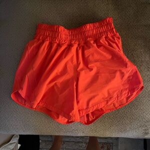 Lululemon Track That Mid-Rise Lined
Short 5" Red